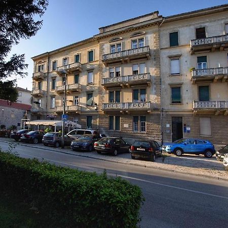 Sophie The Center Of The Old Town Apartment Zadar Exterior photo