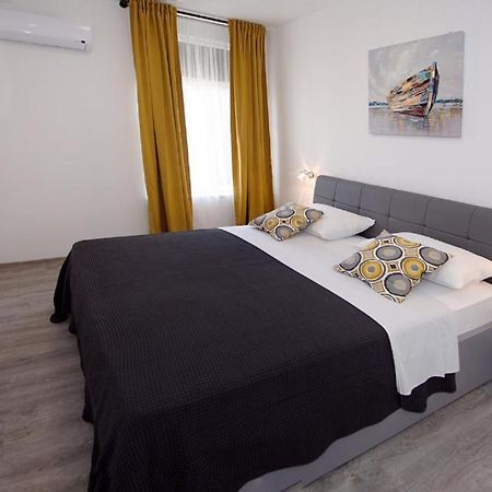 Sophie The Center Of The Old Town Apartment Zadar Exterior photo