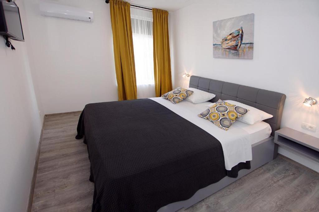 Sophie The Center Of The Old Town Apartment Zadar Exterior photo