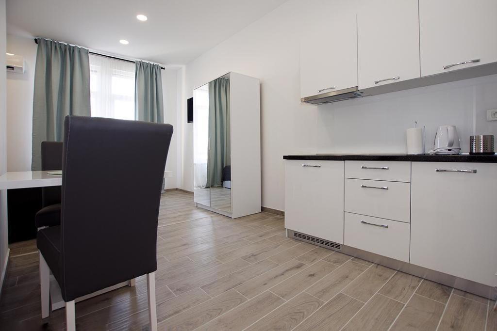 Sophie The Center Of The Old Town Apartment Zadar Exterior photo